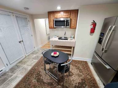 Main picture of 8434 Highland Ln