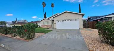 Main picture of 355 Spindrift Way