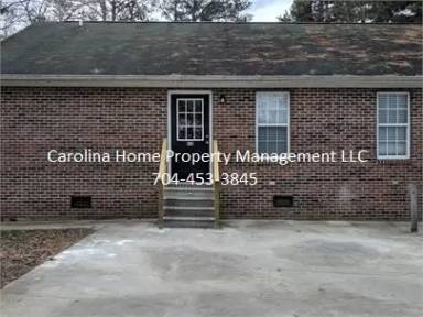 Main picture of 412 N Main Gq St