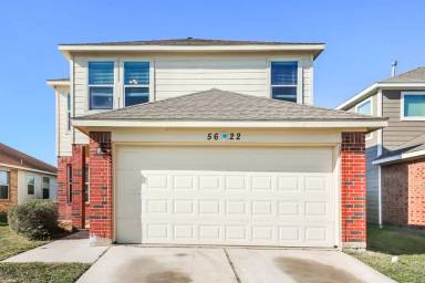 Main picture of 5622 Coastal Way
