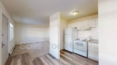 Main picture of 1411 S Corona Ave
