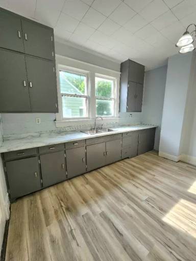Main picture of 1439 Whitener St
