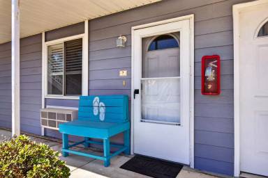 Main picture of Oak Shores