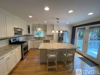 Main picture of 209 Winterview Dr