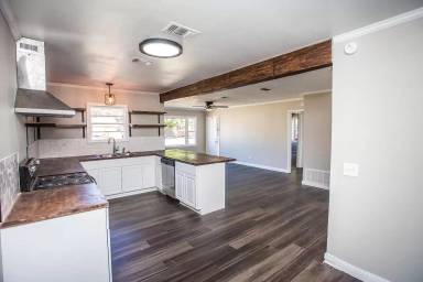 Main picture of 3803 30th St