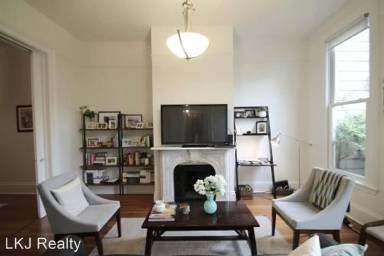 Main picture of 2020 Bush St
