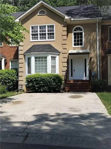 Main picture of 598 Saint James Walk SE