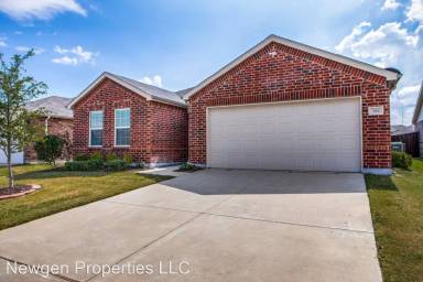 Main picture of 5850 Town and Country Blvd