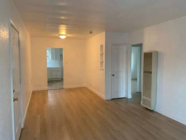 Main picture of 701 W Pomona Blvd
