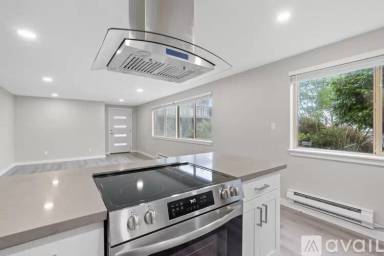 Main picture of 7215 Linden Ave N