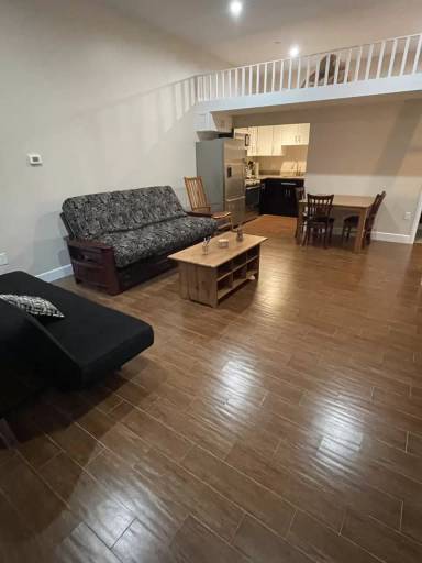 Main picture of 14 E Crescent Dr