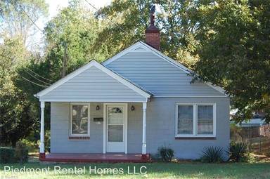 Main picture of 917 Willow Rd