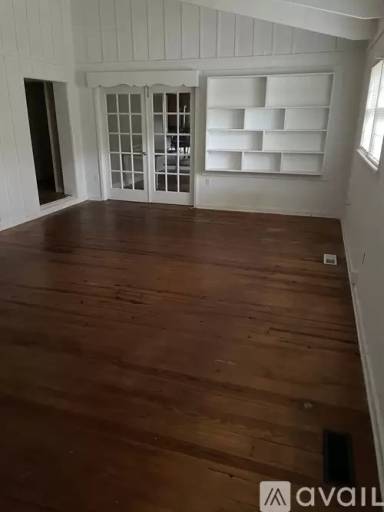 Main picture of 50 Hardy Ln