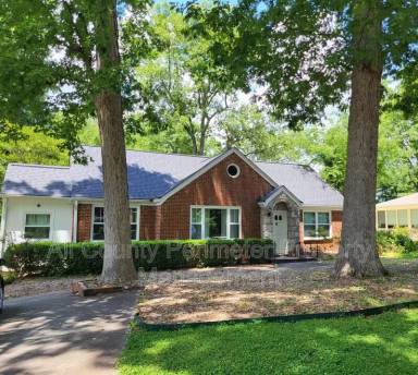 Main picture of 1706 Dyson Dr NE