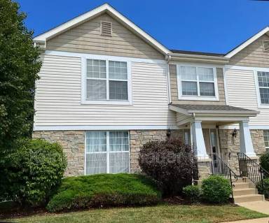 Main picture of 721 Tower Grove Dr