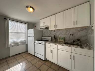 Main picture of 7117 Castor Ave