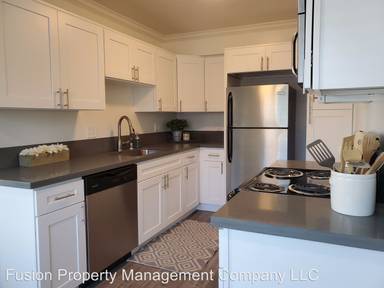 Main picture of 1653 Amberwood Dr