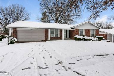 Main picture of 14800 Mondoubleau Ln