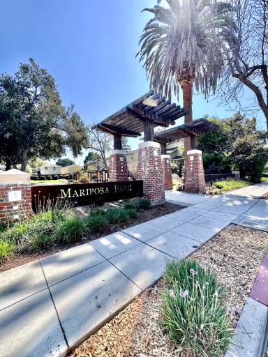 Main picture of 262 Mariposa Ave