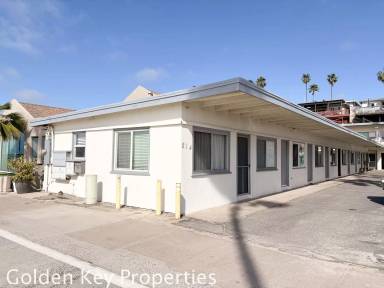 Main picture of 814 N The Strand