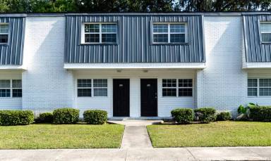 Main picture of 909 Slater St