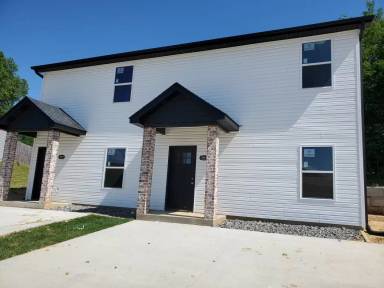 Main picture of 160 A St
