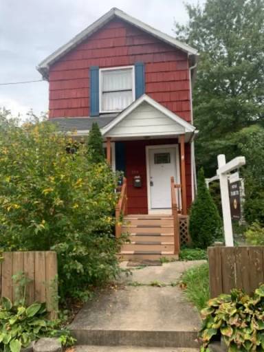 Main picture of 276 N Oakland Ave