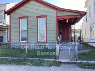 Main picture of 252 McClure St