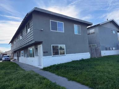 Main picture of 790 Broadway Ave