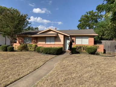 Main picture of 1613 Janice Dr