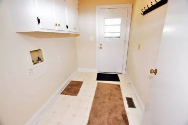 Main picture of 312 Oakdale Rd