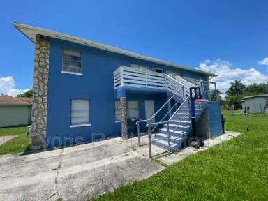Main picture of 3323 Canal St