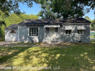 Main picture of 840 Lindsey Dr