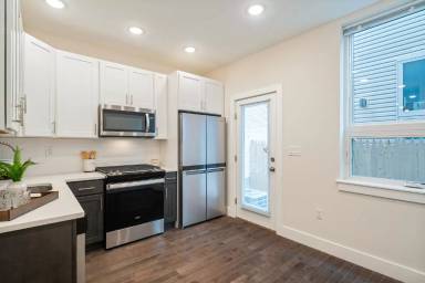Main picture of 1326 Nectarine St