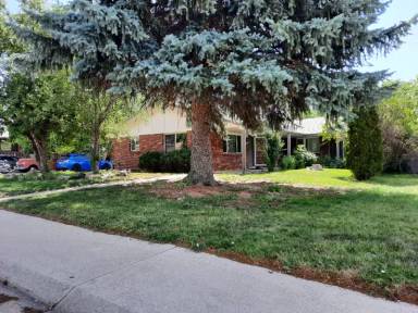 Main picture of 8150-8152 Ames Way