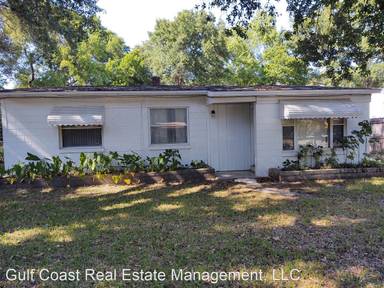 Main picture of 26 Randolph Dr