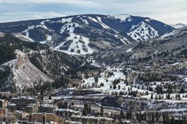 Main picture of 1016 W Beaver Creek Blvd