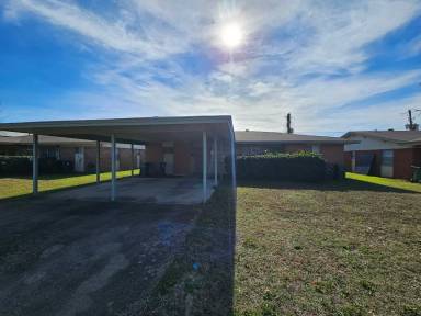 Main picture of 2210 Lavern St