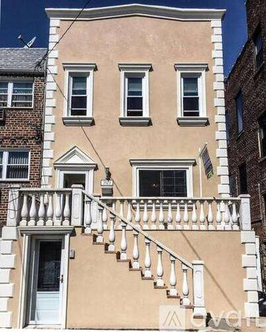 Main picture of 7523 67th Dr