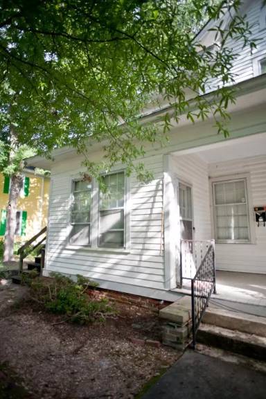 Main picture of 212 McCauley St