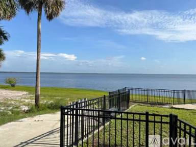 Main picture of 3419 Lake Harney Cir