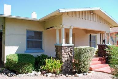 Main picture of 809 E 9th St