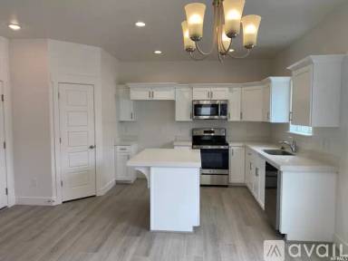Main picture of 7249 N Golden Hills Loop