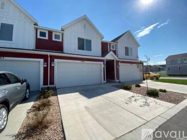 Main picture of 468 S Sunland Way