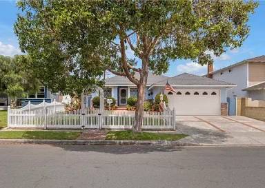 Main picture of 5325 Carmelynn St