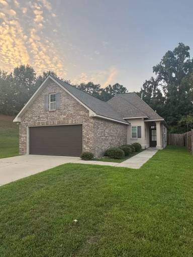 Main picture of 624 Riverscape Dr