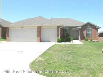 Main picture of 8901 NW 85th St