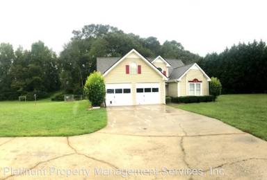 Main picture of 700 Riverview Ln