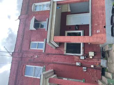 Main picture of 5142 Chaplain Way