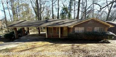 Main picture of 214 Forest Glen Cir